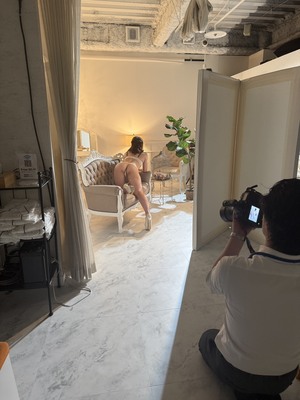 洗練された空間でのスタジオ撮影も可能です