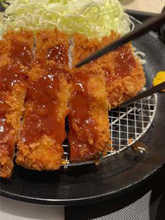 スタッフさん同士で食事に行ったりしますか？