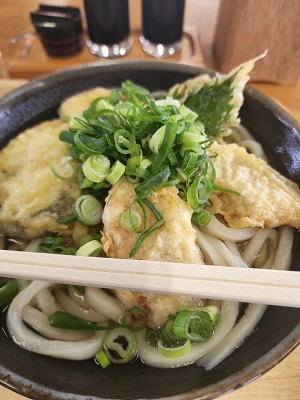 このうどんマジうまい(笑)