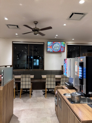 歩いていると、かかとが痛い気がしてますってハナシ。