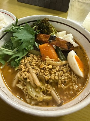 今日は納豆野菜カレー🍛